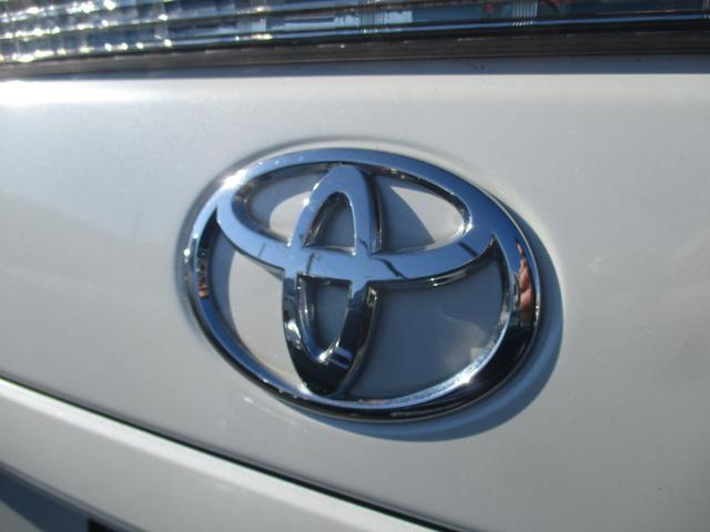 エスティマ アエラス　レザーパッケージ　４ＷＤ　社外ＳＤナビ　地デジ　両側パワースライド　パワーバックドア　レザーシート　パワーシート　シートヒーター　バックモニター　クルーズコントロール　スマートキー　ＥＴＣ　純正１８インチＡＷ（17枚目）