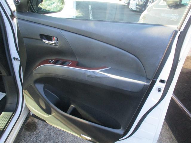 エスティマ アエラス　レザーパッケージ　４ＷＤ　社外ＳＤナビ　地デジ　両側パワースライド　パワーバックドア　レザーシート　パワーシート　シートヒーター　バックモニター　クルーズコントロール　スマートキー　ＥＴＣ　純正１８インチＡＷ（20枚目）