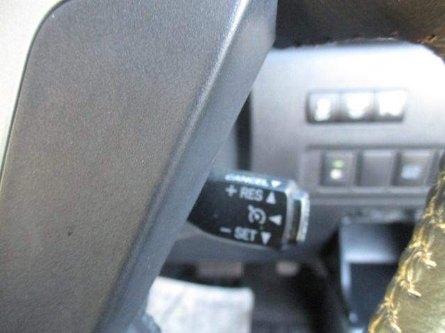 アルファード ２４０Ｓ　タイプゴールドＩＩ　４ＷＤ　純正ＳＤナビ　地デジ　両側パワースライド　ハーフレザーシート　フリップダウンモニター　パワーバックドア　クルーズコントロール　バックモニター　ＥＴＣ　スマートキー　純正１８インチＡＷ（31枚目）