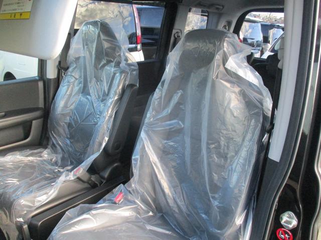 ステップワゴンスパーダ Z クールスピリット 4WD アイドリングストップ 純正HDDナビ 地デジ 両側パワースライド ハーフレザーシート フリップダウンモニター クルーズコントロール バックモニター スマートキー ETC 純正16インチAW(6枚目)