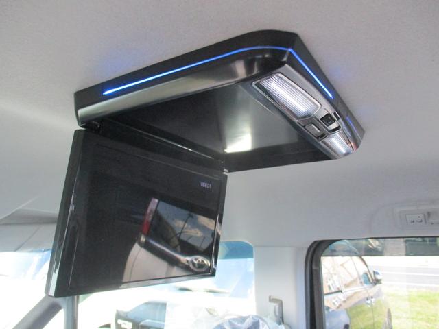 ステップワゴンスパーダ Z クールスピリット 4WD アイドリングストップ 純正HDDナビ 地デジ 両側パワースライド ハーフレザーシート フリップダウンモニター クルーズコントロール バックモニター スマートキー ETC 純正16インチAW(8枚目)