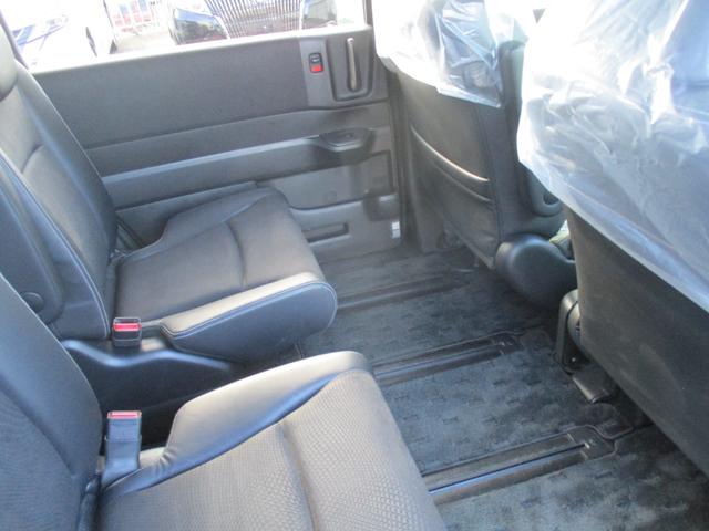 ステップワゴンスパーダ Z クールスピリット 4WD アイドリングストップ 純正HDDナビ 地デジ 両側パワースライド ハーフレザーシート フリップダウンモニター クルーズコントロール バックモニター スマートキー ETC 純正16インチAW(10枚目)