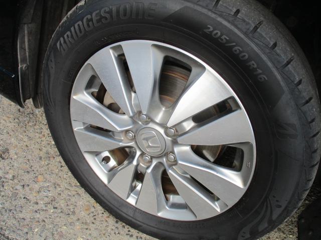 ステップワゴンスパーダ Z クールスピリット 4WD アイドリングストップ 純正HDDナビ 地デジ 両側パワースライド ハーフレザーシート フリップダウンモニター クルーズコントロール バックモニター スマートキー ETC 純正16インチAW(45枚目)