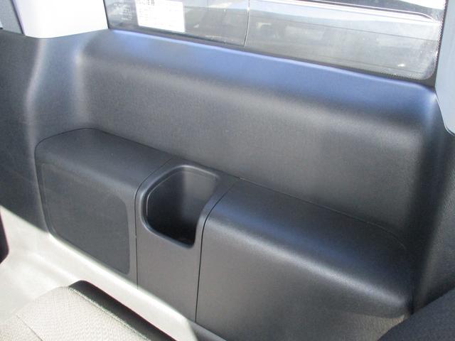 ステップワゴンスパーダ Z クールスピリット 4WD アイドリングストップ 純正HDDナビ 地デジ 両側パワースライド ハーフレザーシート バックモニター クルーズコントロール ETC EGスターター スマートキー 純正16インチAW(25枚目)