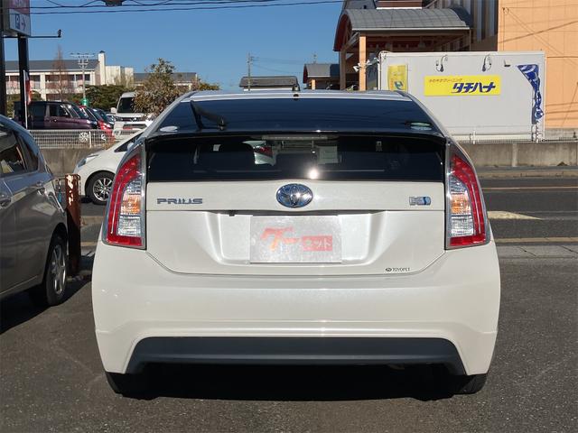 プリウス Ｇツーリングセレクションレザーパッケージ　ＥＴＣ　オートクルーズコントロール　バックカメラ　アルミホイール　オートライト　ＨＩＤ　ＣＶＴ　スマートキー　電動格納ミラー　盗難防止システム　パワーシート　Ｂｌｕｅｔｏｏｔｈ　衝突安全ボディ　ＡＢＳ（17枚目）