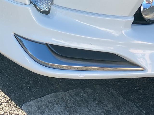 プリウス Ｇツーリングセレクションレザーパッケージ　ＥＴＣ　オートクルーズコントロール　バックカメラ　アルミホイール　オートライト　ＨＩＤ　ＣＶＴ　スマートキー　電動格納ミラー　盗難防止システム　パワーシート　Ｂｌｕｅｔｏｏｔｈ　衝突安全ボディ　ＡＢＳ（22枚目）