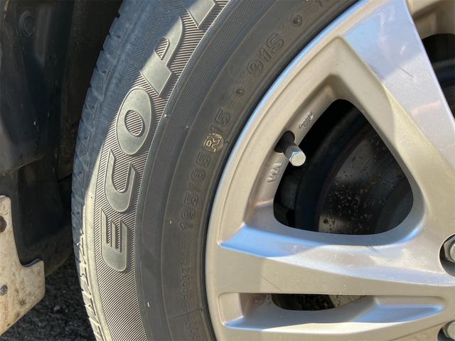 プリウス Ｇツーリングセレクションレザーパッケージ　ＥＴＣ　オートクルーズコントロール　バックカメラ　アルミホイール　オートライト　ＨＩＤ　ＣＶＴ　スマートキー　電動格納ミラー　盗難防止システム　パワーシート　Ｂｌｕｅｔｏｏｔｈ　衝突安全ボディ　ＡＢＳ（23枚目）