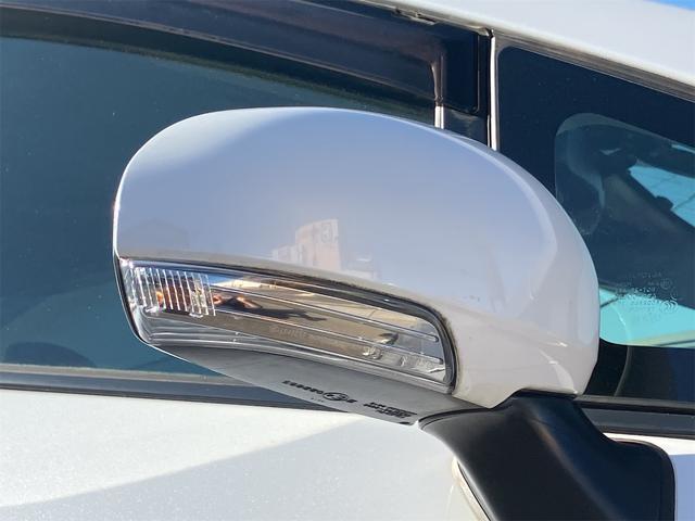 プリウス Ｇツーリングセレクションレザーパッケージ　ＥＴＣ　オートクルーズコントロール　バックカメラ　アルミホイール　オートライト　ＨＩＤ　ＣＶＴ　スマートキー　電動格納ミラー　盗難防止システム　パワーシート　Ｂｌｕｅｔｏｏｔｈ　衝突安全ボディ　ＡＢＳ（24枚目）