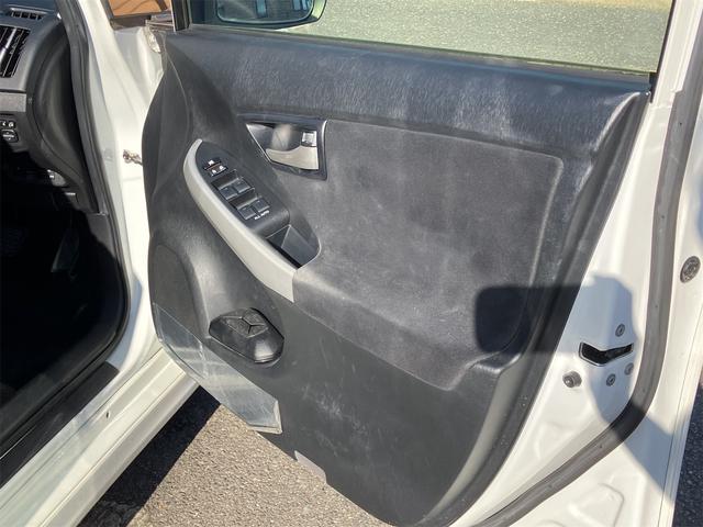 プリウス Ｇツーリングセレクションレザーパッケージ　ＥＴＣ　オートクルーズコントロール　バックカメラ　アルミホイール　オートライト　ＨＩＤ　ＣＶＴ　スマートキー　電動格納ミラー　盗難防止システム　パワーシート　Ｂｌｕｅｔｏｏｔｈ　衝突安全ボディ　ＡＢＳ（28枚目）