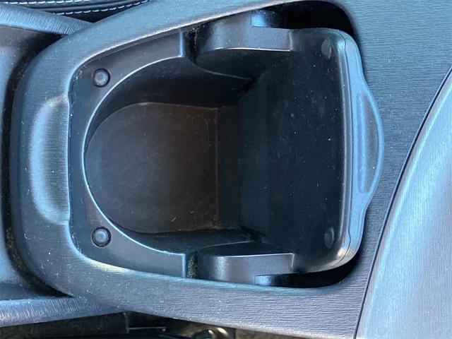 プリウス Ｇツーリングセレクションレザーパッケージ　ＥＴＣ　オートクルーズコントロール　バックカメラ　アルミホイール　オートライト　ＨＩＤ　ＣＶＴ　スマートキー　電動格納ミラー　盗難防止システム　パワーシート　Ｂｌｕｅｔｏｏｔｈ　衝突安全ボディ　ＡＢＳ（38枚目）