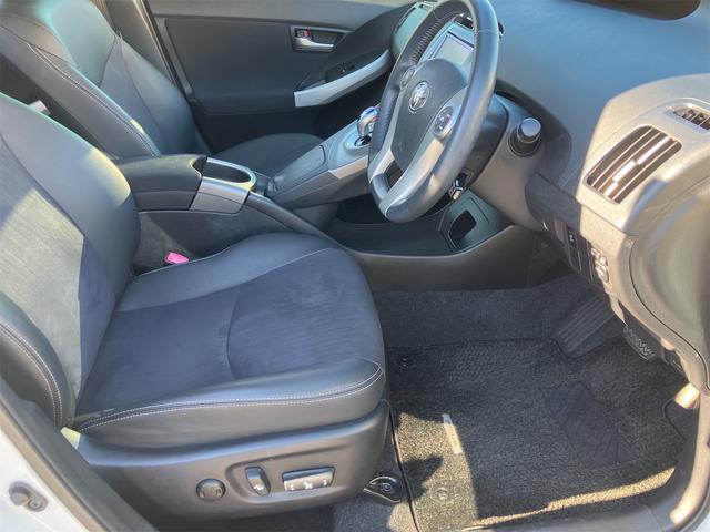 プリウス Ｇツーリングセレクションレザーパッケージ　ＥＴＣ　オートクルーズコントロール　バックカメラ　アルミホイール　オートライト　ＨＩＤ　ＣＶＴ　スマートキー　電動格納ミラー　盗難防止システム　パワーシート　Ｂｌｕｅｔｏｏｔｈ　衝突安全ボディ　ＡＢＳ（49枚目）