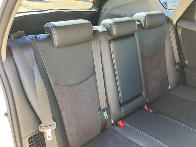 プリウス Ｇツーリングセレクションレザーパッケージ　ＥＴＣ　オートクルーズコントロール　バックカメラ　アルミホイール　オートライト　ＨＩＤ　ＣＶＴ　スマートキー　電動格納ミラー　盗難防止システム　パワーシート　Ｂｌｕｅｔｏｏｔｈ　衝突安全ボディ　ＡＢＳ（52枚目）