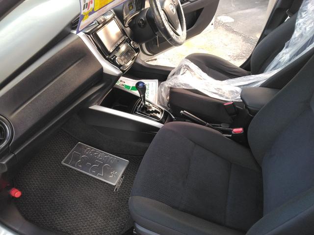 カローラフィールダー ハイブリッドＧ　ドライブレコーダー　ＥＴＣ　バックカメラ　ナビ　レーンアシスト　衝突被害軽減システム　アルミホイール　スマートキー　アイドリングストップ　電動格納ミラー　ＣＶＴ　衝突安全ボディ　ＡＢＳ　ＥＳＣ（9枚目）