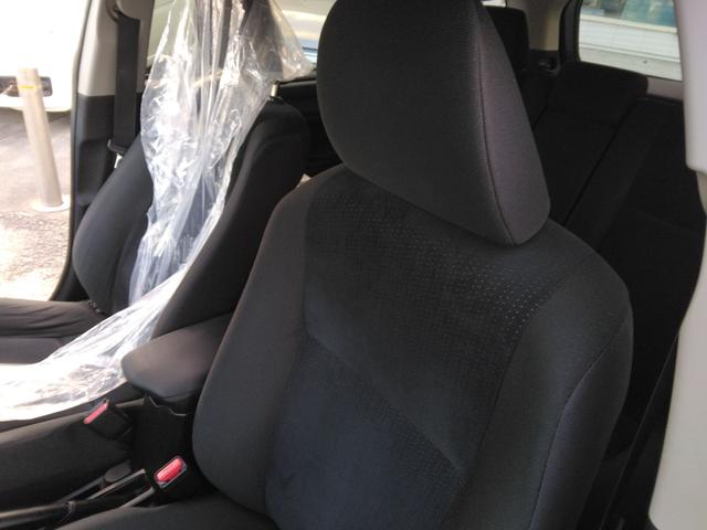 カローラフィールダー ハイブリッドＧ　ドライブレコーダー　ＥＴＣ　バックカメラ　ナビ　レーンアシスト　衝突被害軽減システム　アルミホイール　スマートキー　アイドリングストップ　電動格納ミラー　ＣＶＴ　衝突安全ボディ　ＡＢＳ　ＥＳＣ（10枚目）