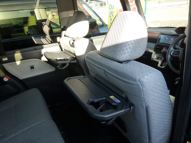 タント Ｘ　４ＷＤ　衝突軽減ブレーキ　ナビ　バックカメラ　ＥＴＣ　ドライブレコーダー　オートエアコン　シートヒーター　パワースライドドア　ロングスライドシート　ＬＥＤヘッドライト　プッシュスタート　スマートキー（9枚目）