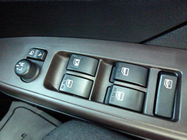 トール Ｘ　ＳＡＩＩＩ　４ＷＤ　衝突軽減ブレーキ　ナビ　バックモニター　ＥＴＣ　ドライブレコーダー　パワースライドドア　プッシュスタート　スマートキー（22枚目）