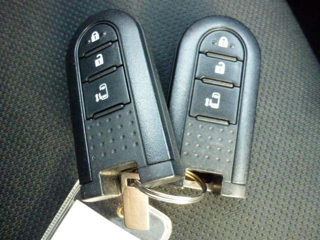 トール Ｘ　ＳＡＩＩＩ　４ＷＤ　衝突軽減ブレーキ　ナビ　バックモニター　ＥＴＣ　ドライブレコーダー　パワースライドドア　プッシュスタート　スマートキー（24枚目）