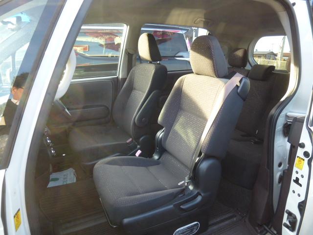 スペイド Ｆ　４ＷＤ　当社指定新品ナビ付き　バックカメラ　ＥＴＣ　パワースライドドア　ＨＩＤヘッドライト　フォグランプ　プッシュスタート　スマートキー（8枚目）