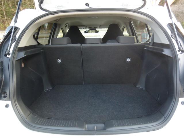 アクア Ｘ　４ＷＤ　衝突軽減ブレーキ　ナビ　バックカメラ　ＥＴＣ　ドライブレコーダー　クルーズコントロール　ＬＥＤヘッドライト　オートエアコン　プッシュスタート　スマートキー　電動格納ミラー　ＡＣ１００Ｖ電源（10枚目）