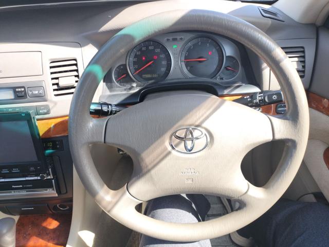 マークII グランデ　ＥＴＣ　ナビ　アルミホイール　オートライト　ＡＴ　キーレスエントリー　電動格納ミラー　パワーシート　ＣＤ　衝突安全ボディ　ＡＢＳ　ＥＳＣ　エアコン　パワーステアリング　パワーウィンドウ（4枚目）