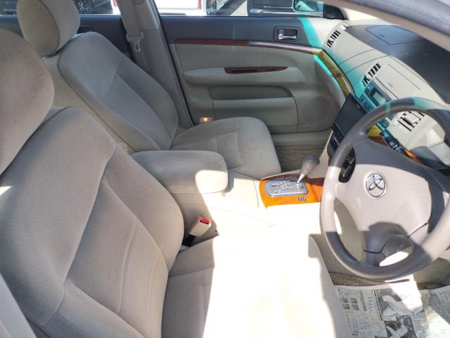 マークII グランデ　ＥＴＣ　ナビ　アルミホイール　オートライト　ＡＴ　キーレスエントリー　電動格納ミラー　パワーシート　ＣＤ　衝突安全ボディ　ＡＢＳ　ＥＳＣ　エアコン　パワーステアリング　パワーウィンドウ（44枚目）