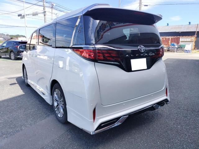 アルファード Ｚ　登録済み未使用車　モデリスタエアロ　左右独立ムーンルーフ　　フリップダウンモニター　カラーヘッドアップディスプレイ　全周囲カメラ　ナビ　ＴＶ　クリアランスソナー　レーンアシスト　パークアシスト（19枚目）