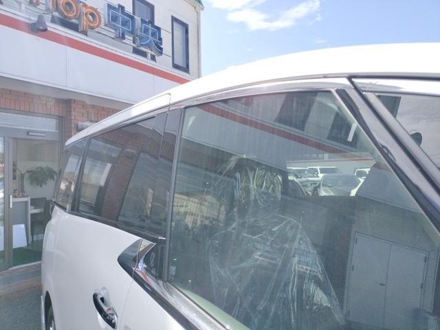 アルファード Ｚ　登録済み未使用車　モデリスタエアロ　左右独立ムーンルーフ　　フリップダウンモニター　カラーヘッドアップディスプレイ　全周囲カメラ　ナビ　ＴＶ　クリアランスソナー　レーンアシスト　パークアシスト（29枚目）