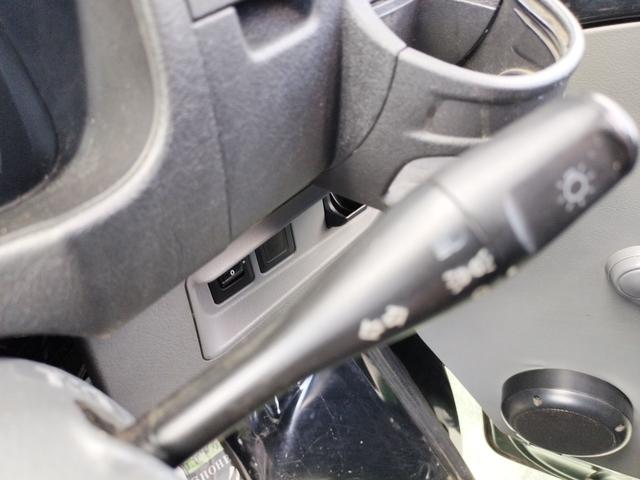 ミニキャブトラック 黒トラ　４ＷＤ　ＭＴ　ＥＴＣ　ＴＶ　キーレスエントリー　アルミホイール　エアコン（27枚目）