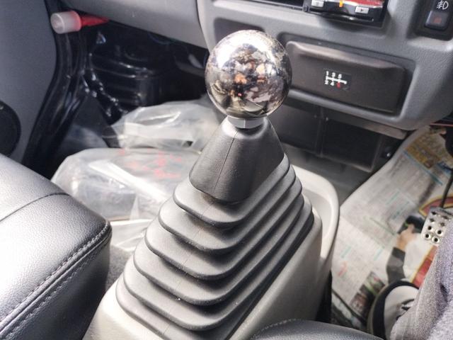 ミニキャブトラック 黒トラ　４ＷＤ　ＭＴ　ＥＴＣ　ＴＶ　キーレスエントリー　アルミホイール　エアコン（37枚目）