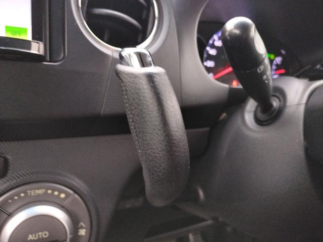タントエグゼ カスタムＲＳ　ＥＴＣ　バックカメラ　ナビ　ＴＶ　ＨＩＤ　スマートキー　電動格納ミラー　ターボ　ＣＶＴ　盗難防止システム　ＡＢＳ　Ｂｌｕｅｔｏｏｔｈ　アルミホイール　衝突安全ボディ　エアコン　パワーステアリング（9枚目）