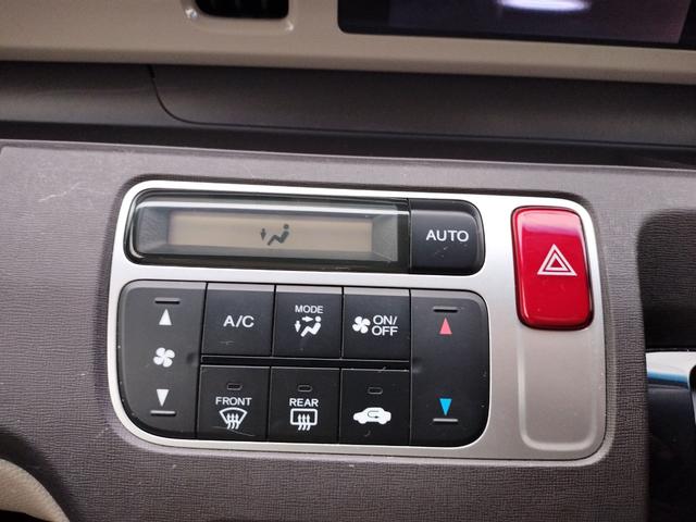 Ｎ－ＯＮＥ Ｇ・Ｌパッケージ　バックカメラ　オートライト　ＨＩＤ　スマートキー　アイドリングストップ　ベンチシート　ＣＶＴ　盗難防止システム　ＡＢＳ　ＥＳＣ　ＣＤ　ＵＳＢ　衝突安全ボディ　エアコン　パワーステアリング（5枚目）