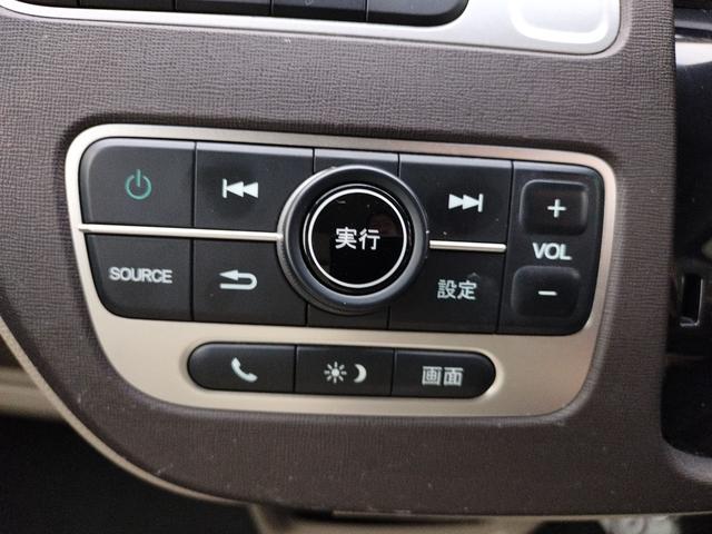 Ｎ－ＯＮＥ Ｇ・Ｌパッケージ　バックカメラ　オートライト　ＨＩＤ　スマートキー　アイドリングストップ　ベンチシート　ＣＶＴ　盗難防止システム　ＡＢＳ　ＥＳＣ　ＣＤ　ＵＳＢ　衝突安全ボディ　エアコン　パワーステアリング（6枚目）