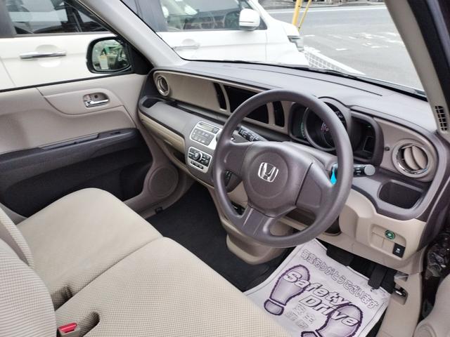 Ｎ－ＯＮＥ Ｇ・Ｌパッケージ　バックカメラ　オートライト　ＨＩＤ　スマートキー　アイドリングストップ　ベンチシート　ＣＶＴ　盗難防止システム　ＡＢＳ　ＥＳＣ　ＣＤ　ＵＳＢ　衝突安全ボディ　エアコン　パワーステアリング（33枚目）