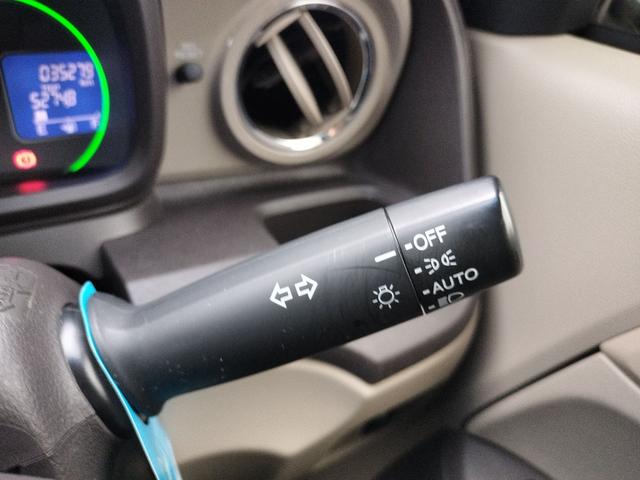 Ｎ－ＯＮＥ Ｇ・Ｌパッケージ　バックカメラ　オートライト　ＨＩＤ　スマートキー　アイドリングストップ　ベンチシート　ＣＶＴ　盗難防止システム　ＡＢＳ　ＥＳＣ　ＣＤ　ＵＳＢ　衝突安全ボディ　エアコン　パワーステアリング（36枚目）