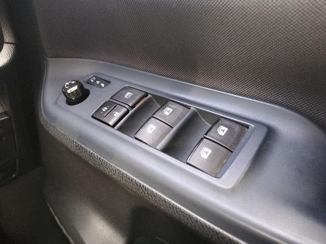 ヴォクシー ＺＳ　煌　ＥＴＣ　バックカメラ　ナビ　ＴＶ　レーンアシスト　衝突被害軽減システム　両側電動スライドドア　オートマチックハイビーム　オートライト　ＬＥＤヘッドランプ　スマートキー　アイドリングストップ（11枚目）