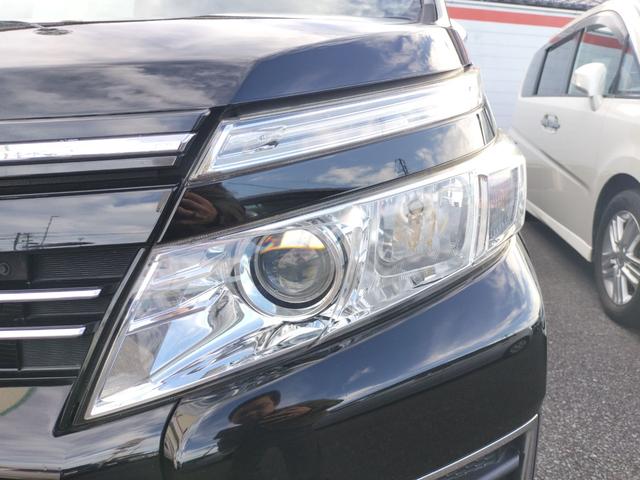 ヴォクシー ＺＳ　煌　ＥＴＣ　バックカメラ　ナビ　ＴＶ　レーンアシスト　衝突被害軽減システム　両側電動スライドドア　オートマチックハイビーム　オートライト　ＬＥＤヘッドランプ　スマートキー　アイドリングストップ（18枚目）