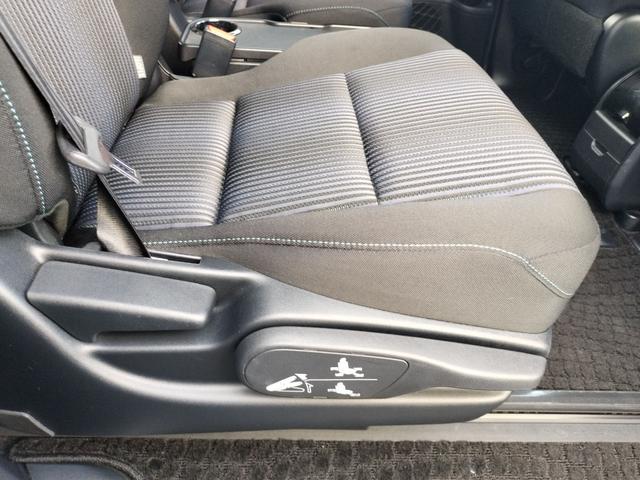 ヴォクシー ＺＳ　煌　ＥＴＣ　バックカメラ　ナビ　ＴＶ　レーンアシスト　衝突被害軽減システム　両側電動スライドドア　オートマチックハイビーム　オートライト　ＬＥＤヘッドランプ　スマートキー　アイドリングストップ（50枚目）