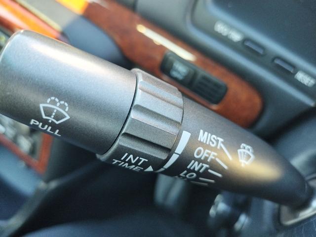 プログレ NC300 iRバージョン ETC オートクルーズコントロール ナビ エアロ アルミホイール オートライト AT キーレスエントリー 電動格納ミラー パワーシート 革シート CD カセット 衝突安全ボディ ABS ESC(8枚目)