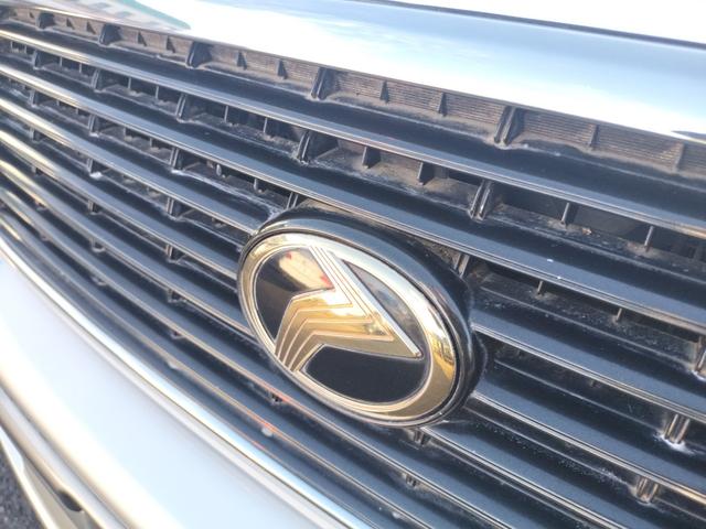 プログレ NC300 iRバージョン ETC オートクルーズコントロール ナビ エアロ アルミホイール オートライト AT キーレスエントリー 電動格納ミラー パワーシート 革シート CD カセット 衝突安全ボディ ABS ESC(20枚目)