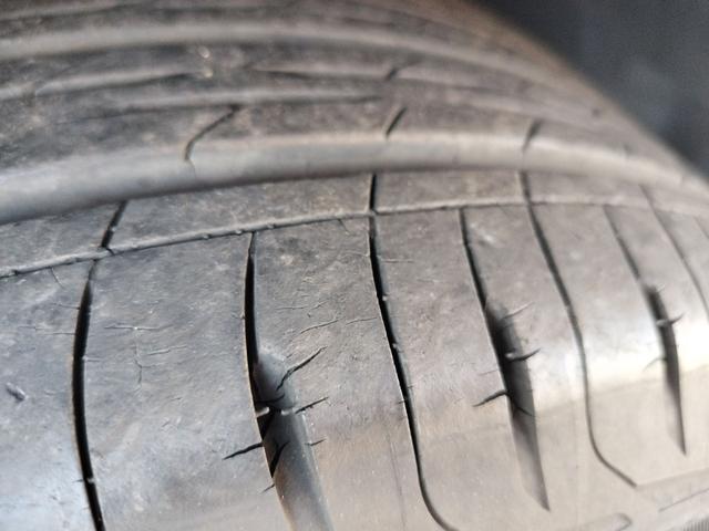 プログレ NC300 iRバージョン ETC オートクルーズコントロール ナビ エアロ アルミホイール オートライト AT キーレスエントリー 電動格納ミラー パワーシート 革シート CD カセット 衝突安全ボディ ABS ESC(27枚目)