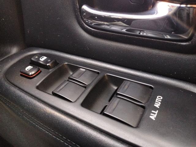 プログレ NC300 iRバージョン ETC オートクルーズコントロール ナビ エアロ アルミホイール オートライト AT キーレスエントリー 電動格納ミラー パワーシート 革シート CD カセット 衝突安全ボディ ABS ESC(41枚目)