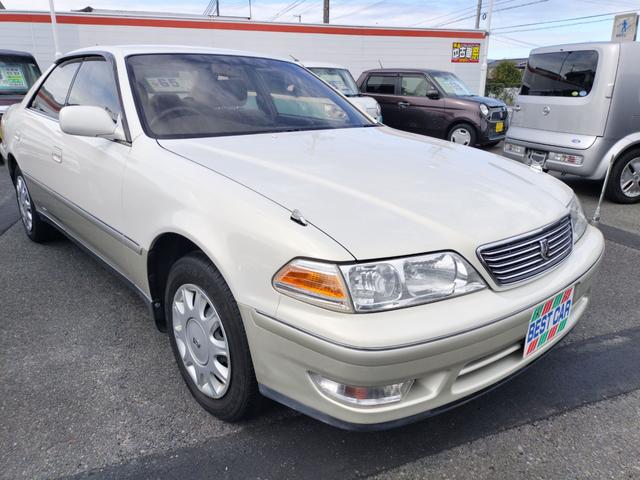 マークII グランデＦｏｕｒ　４ＷＤ　ナビ　オートライト　ＡＴ　キーレスエントリー　パワーシート　ＣＤ　カセット　衝突安全ボディ　ＡＢＳ　エアコン　パワーステアリング　パワーウィンドウ（14枚目）