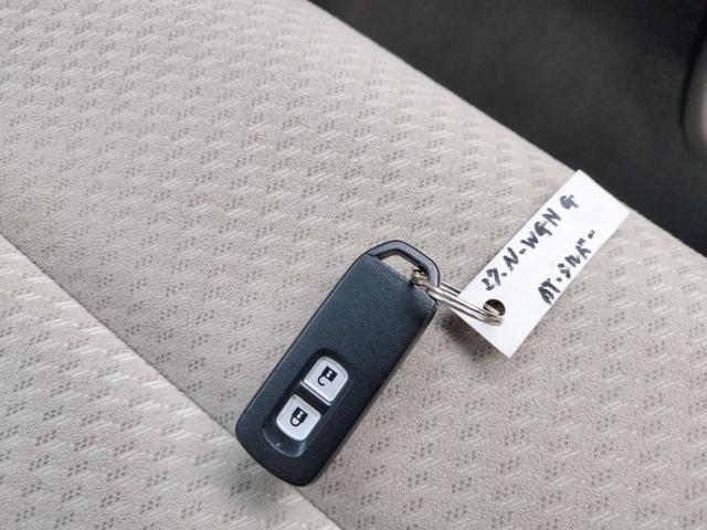 Ｎ－ＷＧＮ Ｇ　ワンオーナー　ＥＴＣ　バックカメラ　ナビ　ＴＶ　クリアランスソナー　衝突被害軽減システム　スマートキー　アイドリングストップ　電動格納ミラー　ベンチシート　ＣＶＴ　盗難防止システム　ＡＢＳ　ＥＳＣ（10枚目）