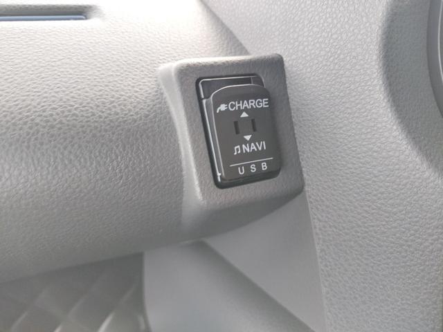 タント カスタムＲＳセレクション　ドライブレコーダー　ＥＴＣ　全周囲カメラ　両側電動スライドドア　ナビ　ＴＶ　クリアランスソナー　オートクルーズコントロール　レーンアシスト　衝突被害軽減システム　オートライト　ＬＥＤヘッドランプ（9枚目）