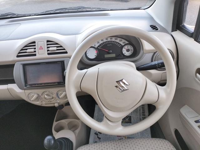 アルト Ｆ　ＥＴＣ　ナビ　ＴＶ　キーレスエントリー　ＭＴ　盗難防止システム　ＣＤ　ミュージックプレイヤー接続可　アルミホイール　衝突安全ボディ　エアコン　パワーステアリング　パワーウィンドウ（3枚目）