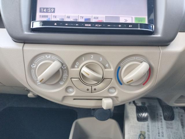 アルト Ｆ　ＥＴＣ　ナビ　ＴＶ　キーレスエントリー　ＭＴ　盗難防止システム　ＣＤ　ミュージックプレイヤー接続可　アルミホイール　衝突安全ボディ　エアコン　パワーステアリング　パワーウィンドウ（6枚目）