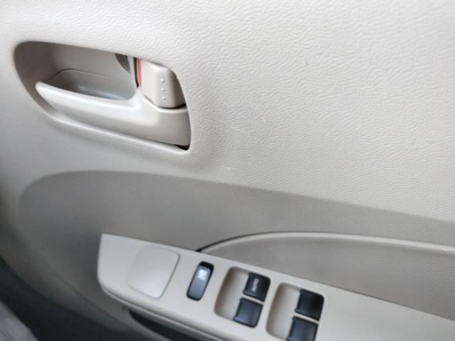 アルト Ｆ　ＥＴＣ　ナビ　ＴＶ　キーレスエントリー　ＭＴ　盗難防止システム　ＣＤ　ミュージックプレイヤー接続可　アルミホイール　衝突安全ボディ　エアコン　パワーステアリング　パワーウィンドウ（11枚目）