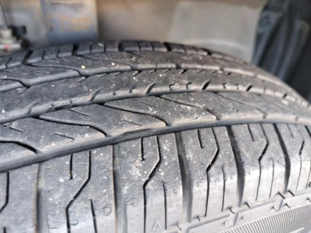 アルト Ｆ　ＥＴＣ　ナビ　ＴＶ　キーレスエントリー　ＭＴ　盗難防止システム　ＣＤ　ミュージックプレイヤー接続可　アルミホイール　衝突安全ボディ　エアコン　パワーステアリング　パワーウィンドウ（21枚目）