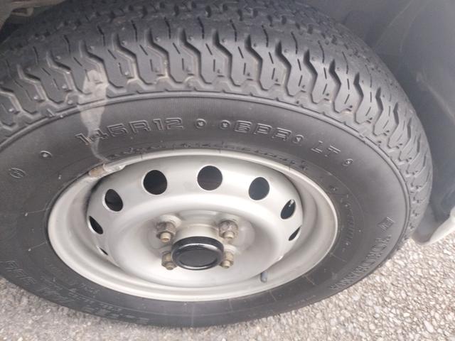 クリッパートラック 　ワンオーナー　ＭＴ　パワーステアリング　運転席エアバッグ（16枚目）