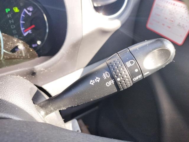 タントエグゼ カスタムG ナビ TV HID スマートキー アイドリングストップ 電動格納ミラー CVT 盗難防止システム ABS CD ミュージックプレイヤー接続可 アルミホイール 衝突安全ボディ エアコン(10枚目)